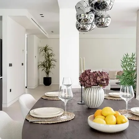 Modern 4 Beds Luxe 550m To Canas Beach! Villa *