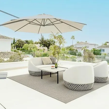 Modern 4 Beds Luxe 550m To Canas Beach! Villa *