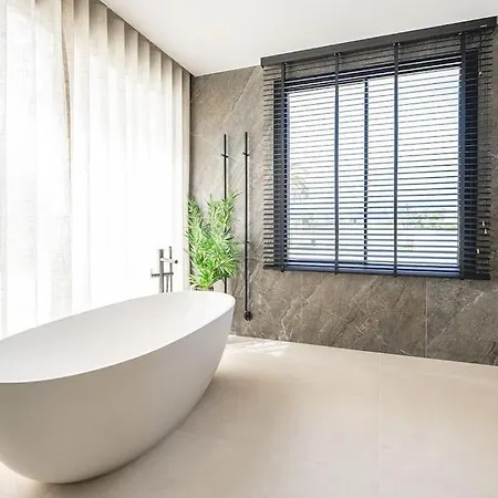 Modern 4 Beds Luxe 550m To Canas Beach! * Marbella