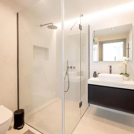 Modern 4 Beds Luxe 550m To Canas Beach! Marbella