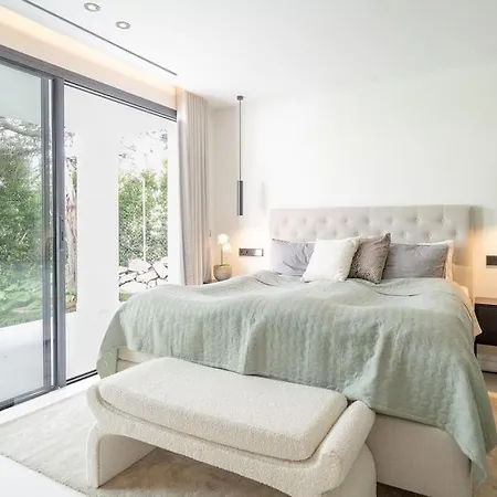 Villa Modern 4 Beds Luxe 550m To Canas Beach!