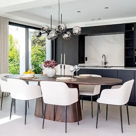 Modern 4 Beds Luxe 550m To Canas Beach!